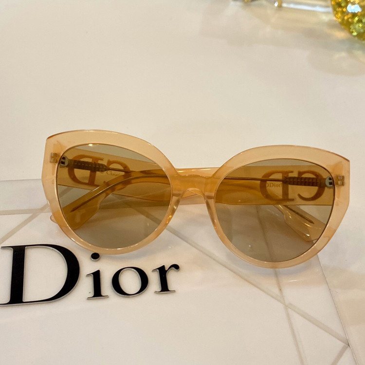 Солнцезащитные очки Dior DF