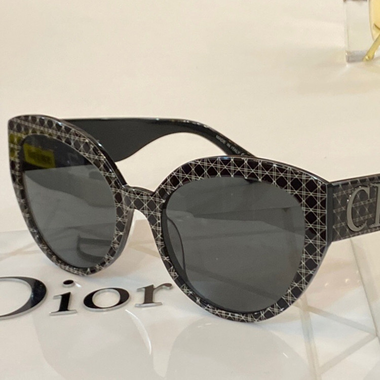 Солнцезащитные очки Dior DF