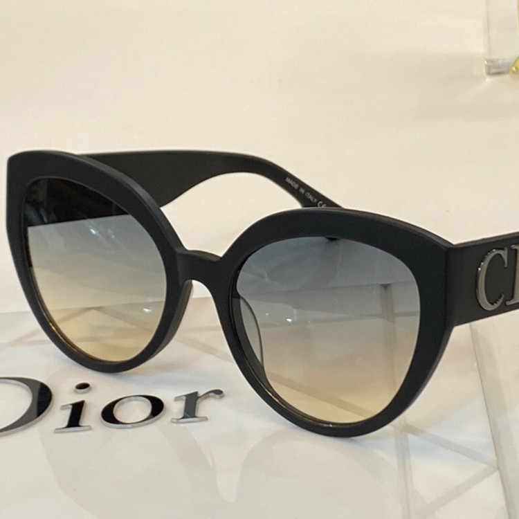 Солнцезащитные очки Dior DF