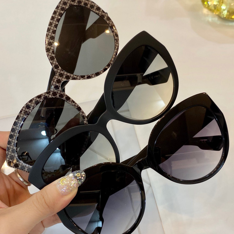 Солнцезащитные очки Dior DF