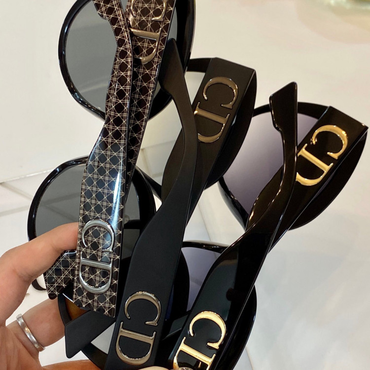 Солнцезащитные очки Dior DF