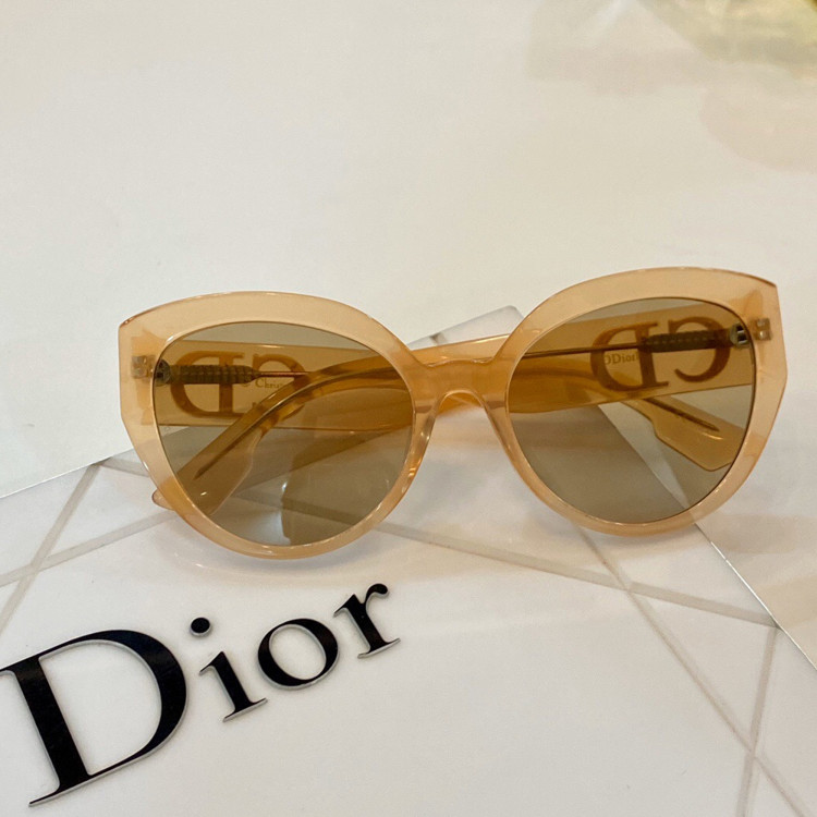 Солнцезащитные очки Dior DF