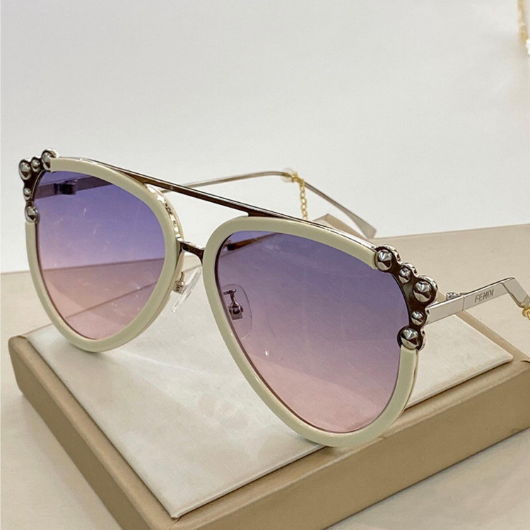 Солнцезащитные очки Fendi FF0638