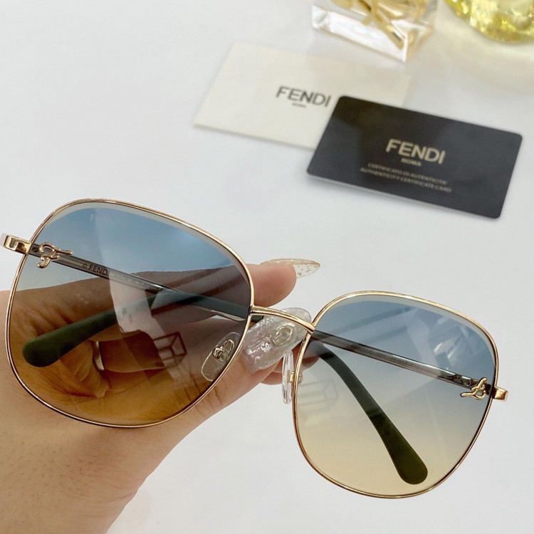 Sunglasses Fendi FF0662