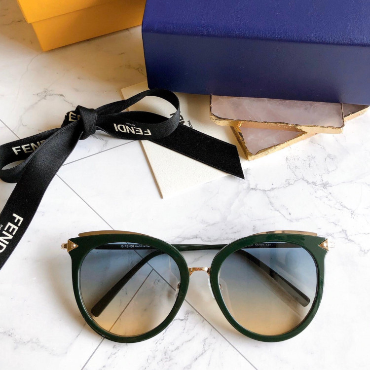 Sunglasses Fendi FF0667
