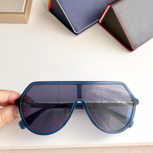 Солнцезащитные очки Fendi FF0377