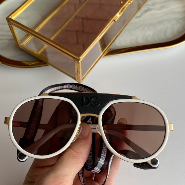 Sunglasses Dolce&Gabbana DG2210