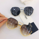 Солнцезащитные очки Fendi FF0073