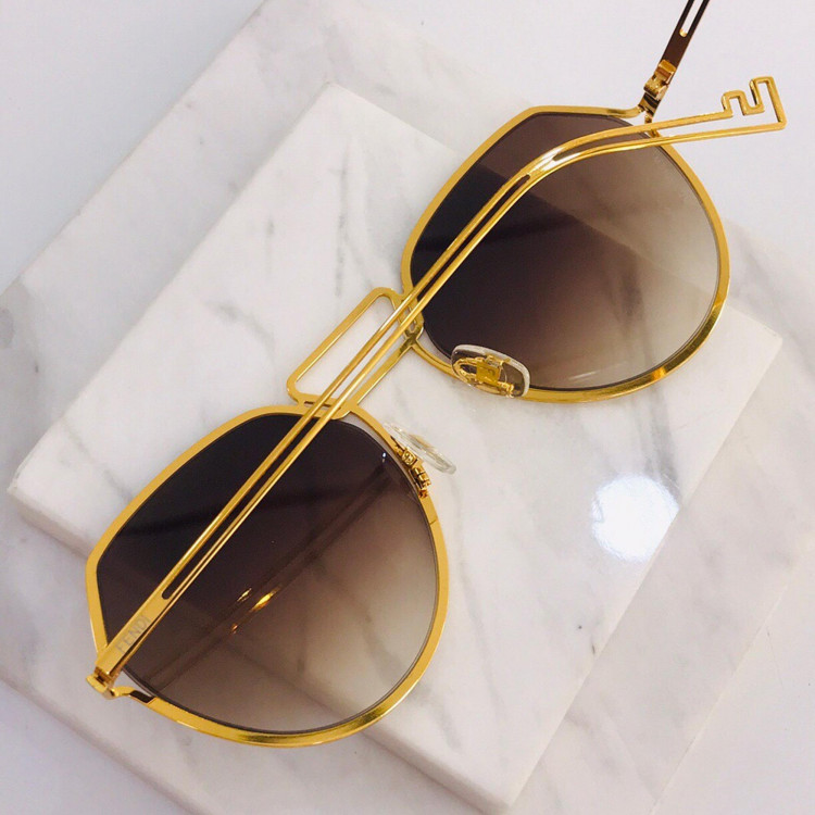 Солнцезащитные очки Fendi FF0073