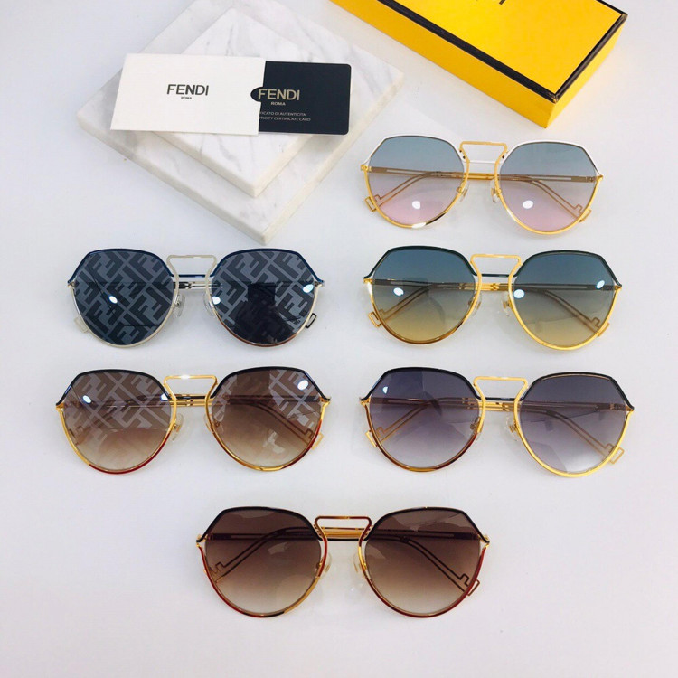 Солнцезащитные очки Fendi FF0073