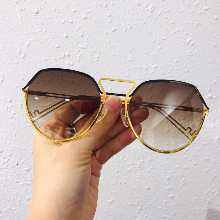 Солнцезащитные очки Fendi FF0073