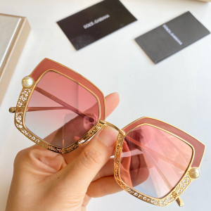 Солнцезащитные очки Dolce&Gabbana DG2251