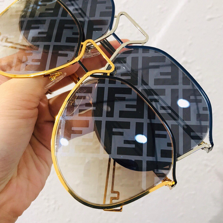 Sunglasses Fendi FF0071
