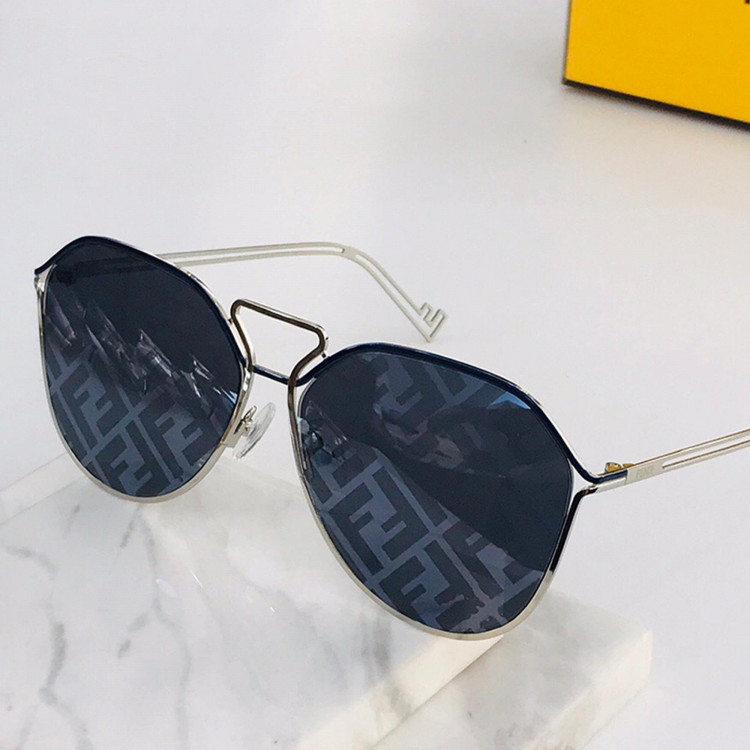 Sunglasses Fendi FF0071