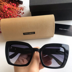 Солнцезащитные очки Dolce&Gabbana DG1123