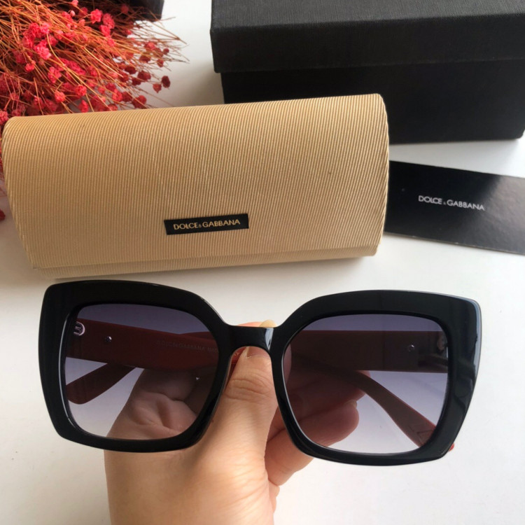 Sunglasses Dolce&Gabbana DG1123