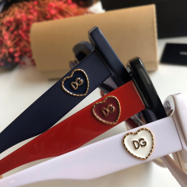 Sunglasses Dolce&Gabbana DG1123