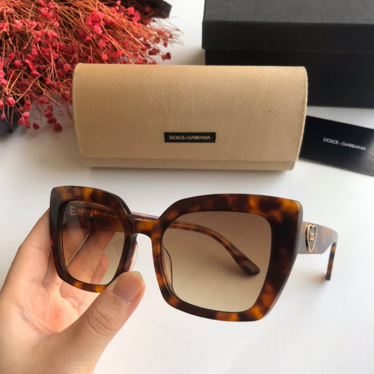 Sunglasses Dolce&Gabbana DG1123