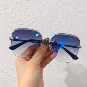Солнцезащитные очки Cartier CT0147S