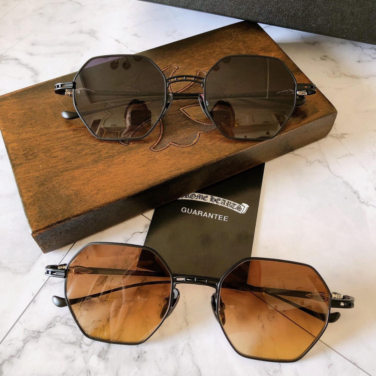 Солнцезащитные очки chrome hearts EVACULATION