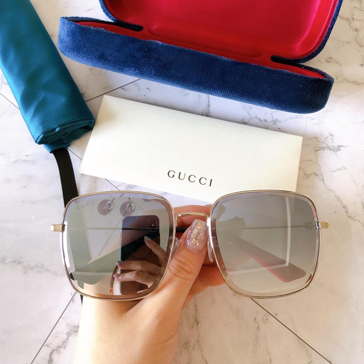 Sunglasses Gucci GG0445