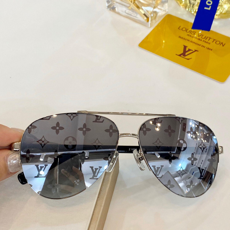 Солнцезащитные очки Louis Vuitton 1083