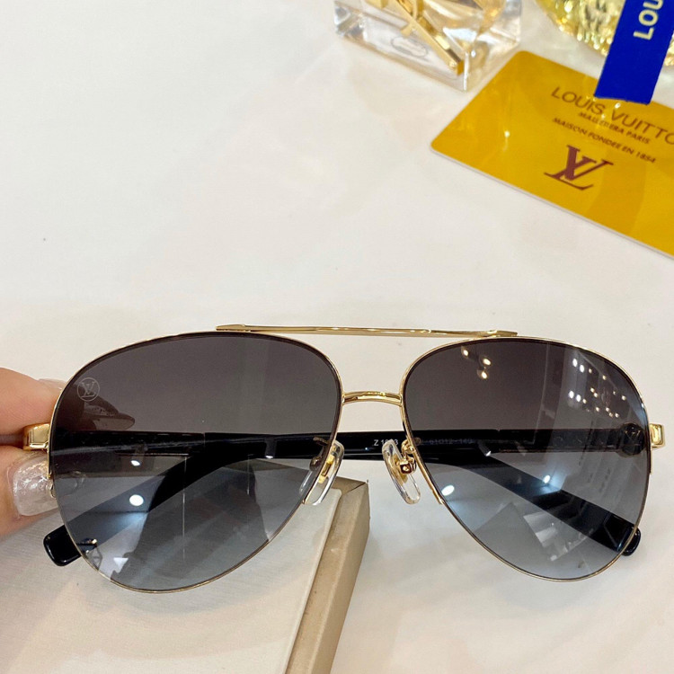 Солнцезащитные очки Louis Vuitton 1083