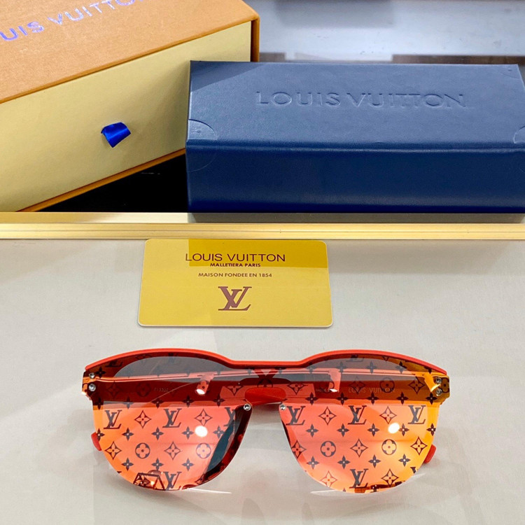 Sunglasses Louis Vuitton Z1332